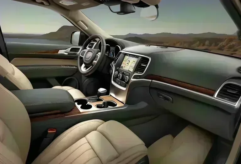 2026 Jeep Grand Cherokee Summit Interior Photos