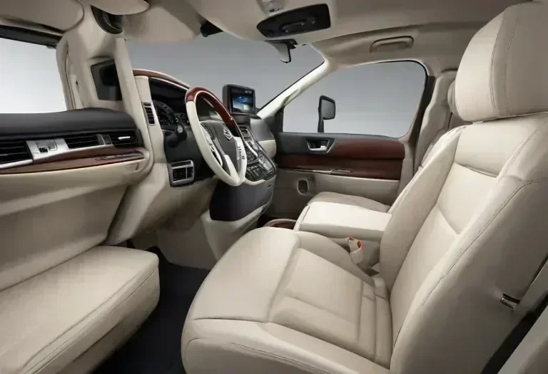 Nissan's New Elgrand Minivan Boasts Advanced Noise-Cancellation Technology